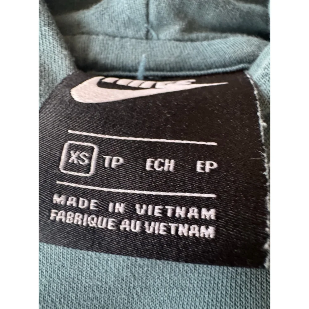 Nike Teal Floral Logo Cropped Hoodie Kid's XS - Picture 3 of 8